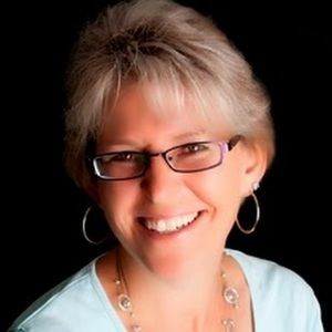 Meet your Posher, Julianna